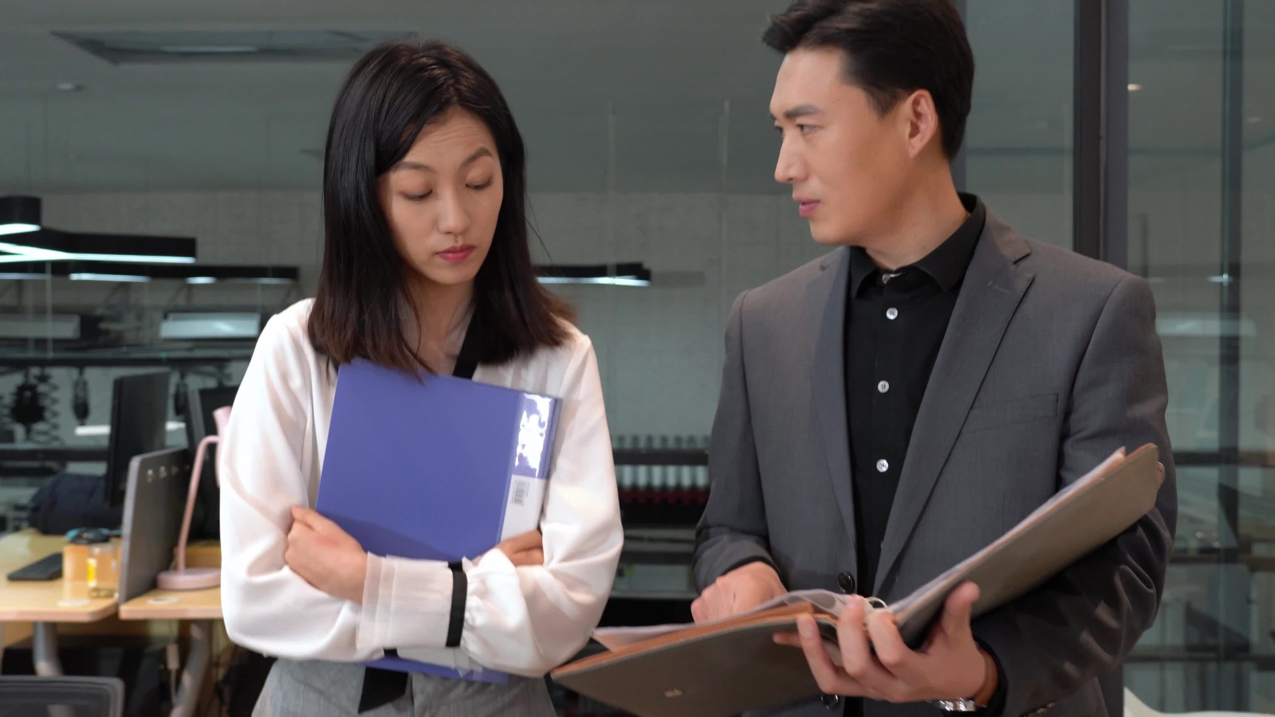 展现集团综合实力